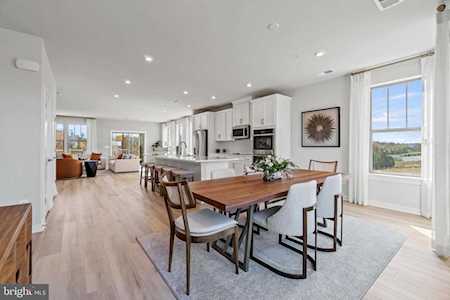 13508 Innovation Station Loop Herndon, VA 20171