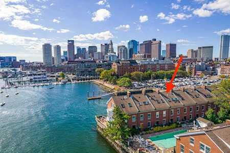 343 Commercial St. #TH18 Boston, MA 02109