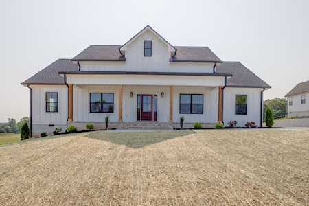 569 Buddy Rd Burns, TN 37029