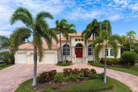 464 Meadow Lark Dr Sarasota, FL 34236