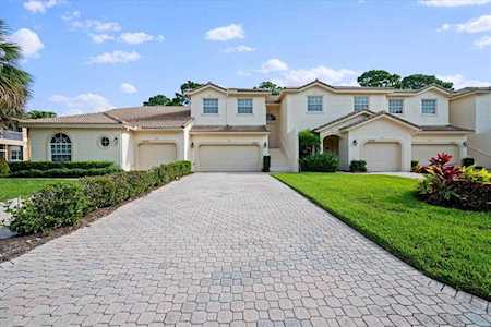 8103 Mulligan Circle Port St Lucie, FL 34986