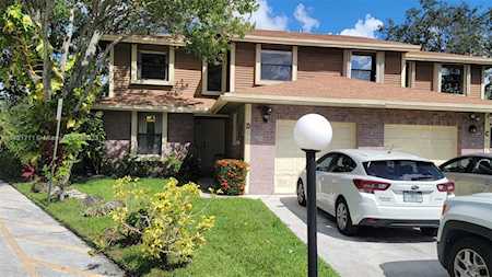 6181 Laurel Ln #D Tamarac, FL 33319