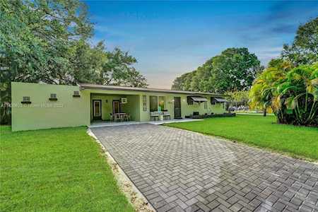 5042 SW 91st Ter Cooper City, FL 33328