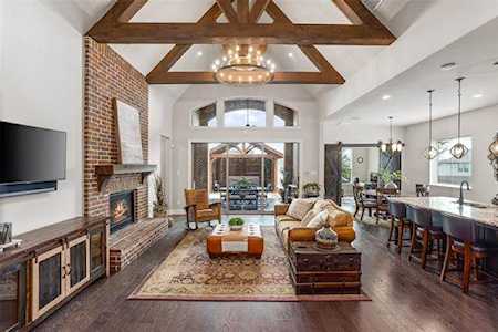 1729 Shade Tree Street Aledo, TX 76008