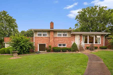 2623 Brownwood Dr Nashville, TN 37214