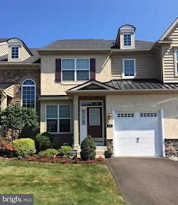 3269 Brookside Dr Furlong, PA 18925
