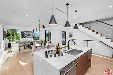 12918 Bloomfield St #5 Studio City, CA 91604