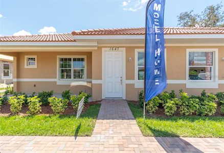 1588 Cumin Dr Poinciana, FL 34759