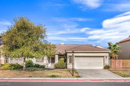 7565 Coral River Dr Las Vegas, NV 89131