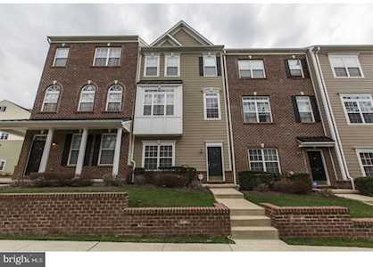 27 Darley Rd Claymont, DE 19703