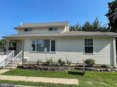 12 W Lake Ave Blackwood, NJ 08012