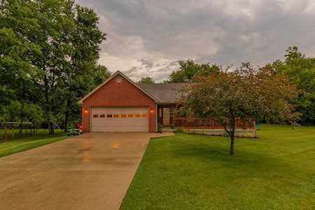 128 Wooded Way Frankfort, KY 40601