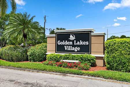 145 Lake Rebecca Drive West Palm Beach, FL 33411