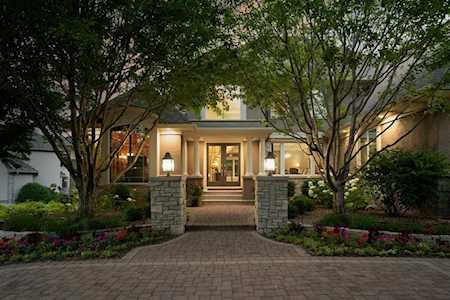 18466 Nicklaus Way Eden Prairie, MN 55347