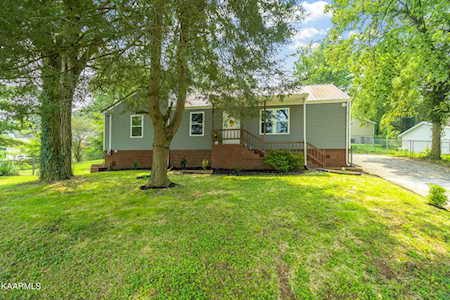 2716 Lay Ave Knoxville, TN 37914
