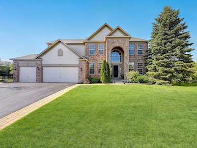 4151 Georgetown Circle Algonquin, IL 60102