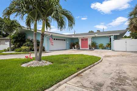 3944 38th WAY S St. Petersburg, FL 33711