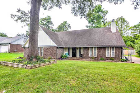 5954 S Pamela Ann Dr Bartlett, TN 38135