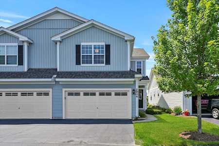 2904 Payton Crossing Johnsburg, IL 60051