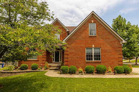 2201 Carrington Ct Lexington, KY 40513