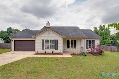 534 Henry Taylor Road New Market, AL 35761