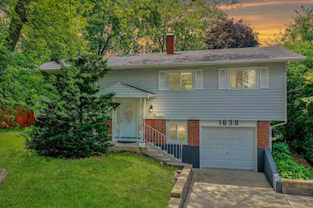 1630 Ashley Rd Hoffman Estates, IL 60169