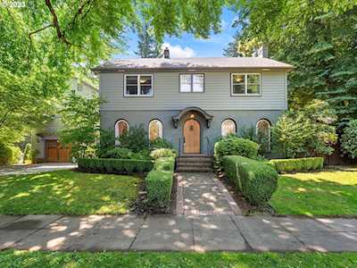 3150 SE Crystal Springs BLVD Portland, OR 97202