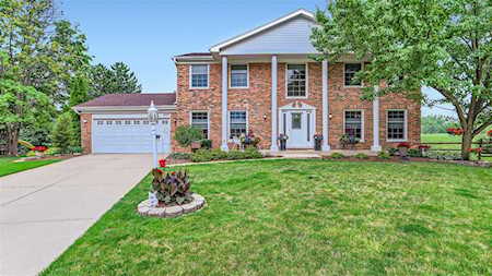 137 Clearbrook Ct Schaumburg, IL 60193