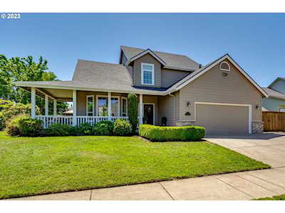 917 River Knoll WAY Springfield, OR 97477
