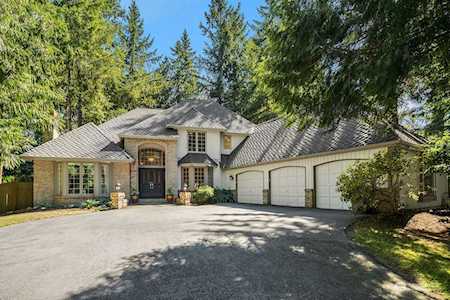26015 SE 34th St Sammamish, WA 98075