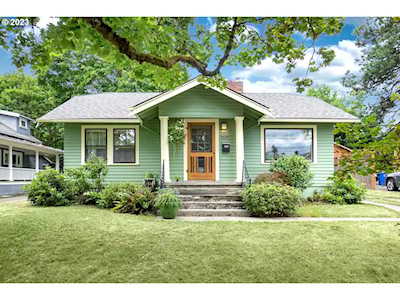 7635 SE 17th AVE Portland, OR 97202