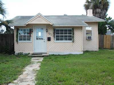 2825 24th St N St. Petersburg, FL 33713