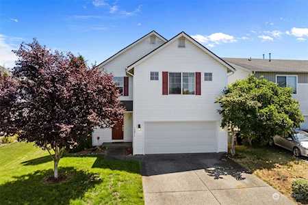 18611 94th Avenue Ct E Puyallup, WA 98375