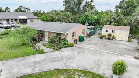 25082 Harborview Rd Port Charlotte, FL 33980