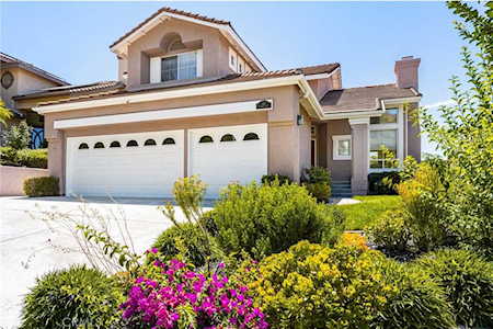 941 S Wildrose Ln Anaheim Hills, CA 92808