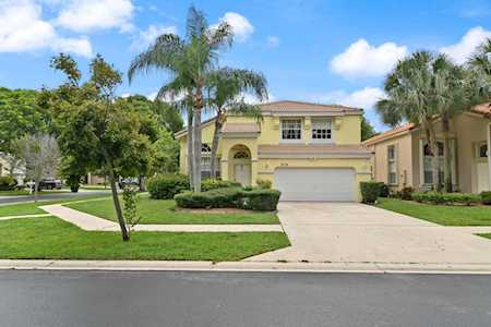 6236 Branchwood Drive Lake Worth, FL 33467