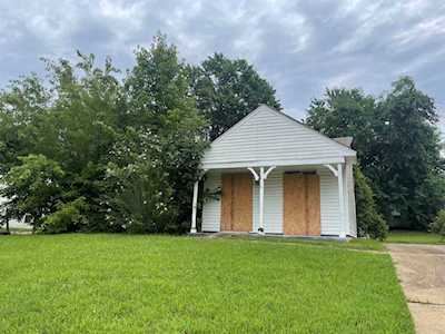 4408 Howardcrest Dr Memphis, TN 38128