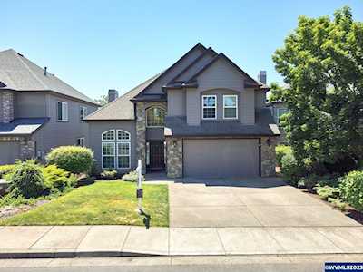 6011 Sawgrass St Salem, OR 97306