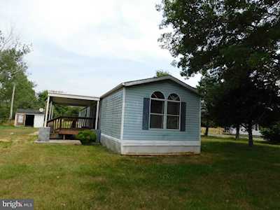1140 Slaughter Station Rd Hartly, DE 19953