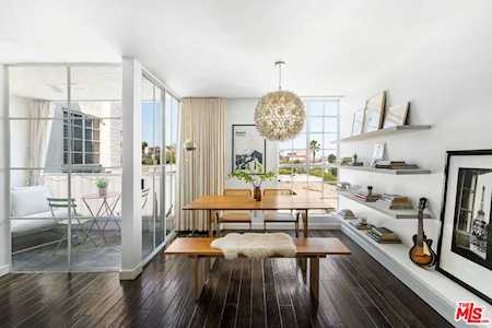 1400 N Sweetzer Ave #405 West Hollywood, CA 90069