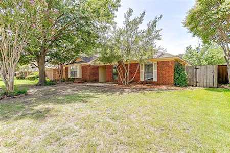 704 Juniper Drive Allen, TX 75002