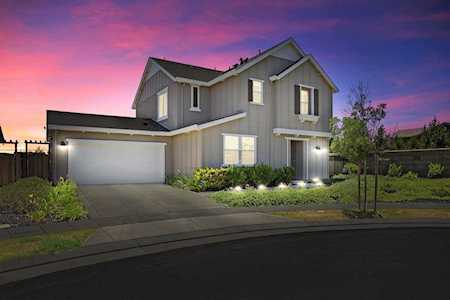 352 W Hopkins Court Mountain House, CA 95391
