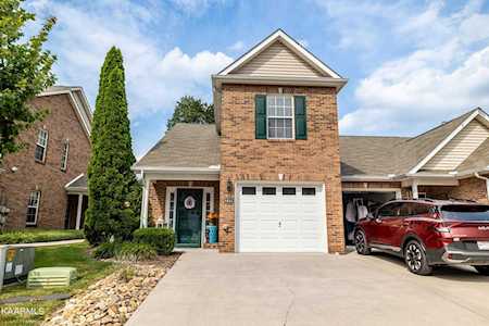 6932 La Christa Way Knoxville, TN 37921