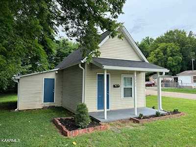 2321 Hoitt Ave Knoxville, TN 37917