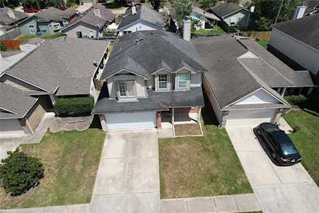 6618 Autumn Thistle Dr Katy, TX 77449