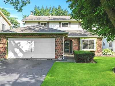 1137 Andover Ct Naperville, IL 60563
