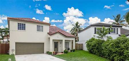 15798 SW 74th St Miami, FL 33193