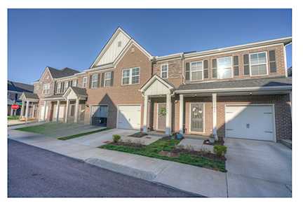 3416 Deerchase Cir Murfreesboro, TN 37129