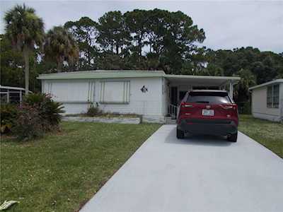 5472 Holiday Park Blvd North Port, FL 34287