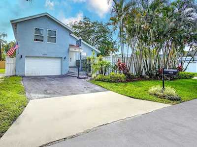 4203 E Sailboat Dr Cooper City, FL 33026